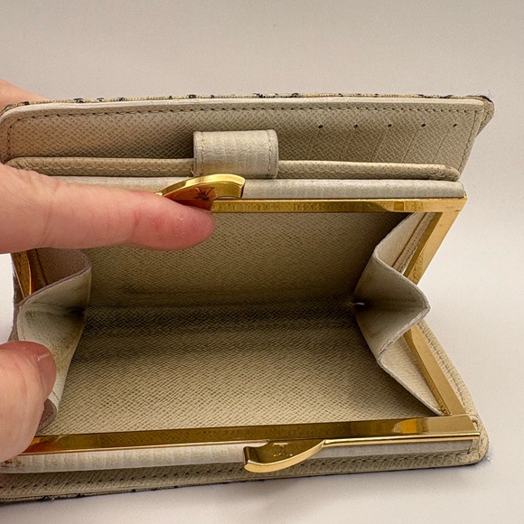 Louis Vuitton Monogram Mini Lin Porte Minnie Billets Viennois M95659 - Picture 4 of 11